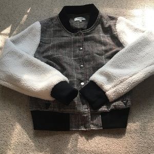 Jacket with fur sleeves